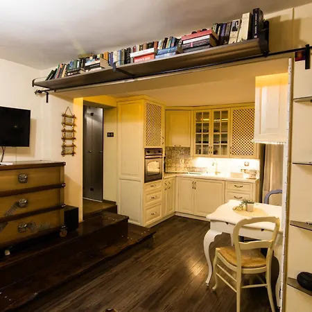 Vintage Lozenets Apartment *